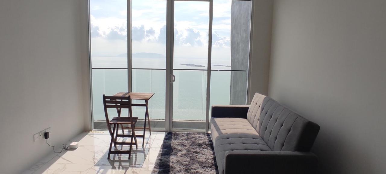 Infinite Seaview With Penang Bridge Suite With Sunrise Up To 11 Person Bayan Lepas Kültér fotó