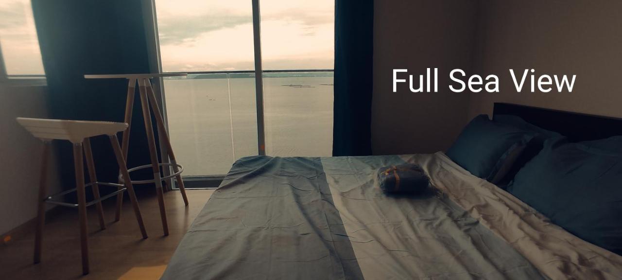 Infinite Seaview With Penang Bridge Suite With Sunrise Up To 11 Person Bayan Lepas Kültér fotó