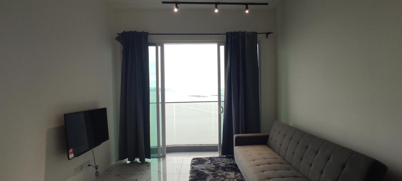 Infinite Seaview With Penang Bridge Suite With Sunrise Up To 11 Person Bayan Lepas Kültér fotó