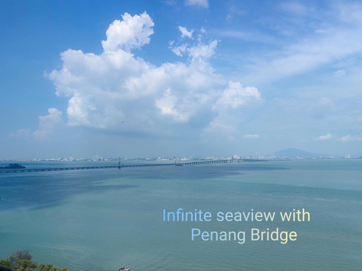 Infinite Seaview With Penang Bridge Suite With Sunrise Up To 11 Person Bayan Lepas Kültér fotó