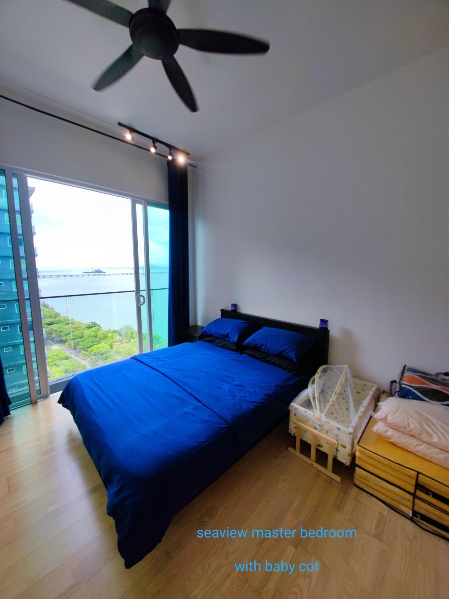 Infinite Seaview With Penang Bridge Suite With Sunrise Up To 11 Person Bayan Lepas Kültér fotó